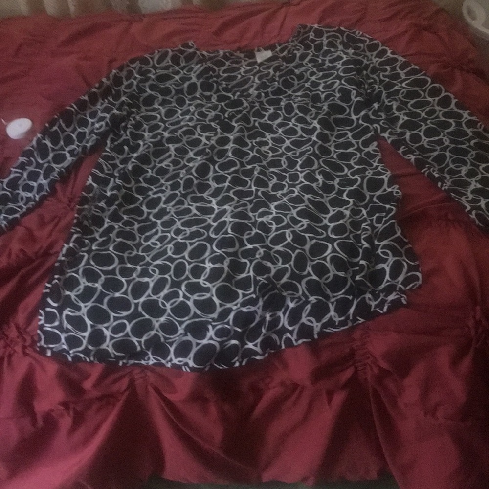 Sheer top - Picture 3 of 6
